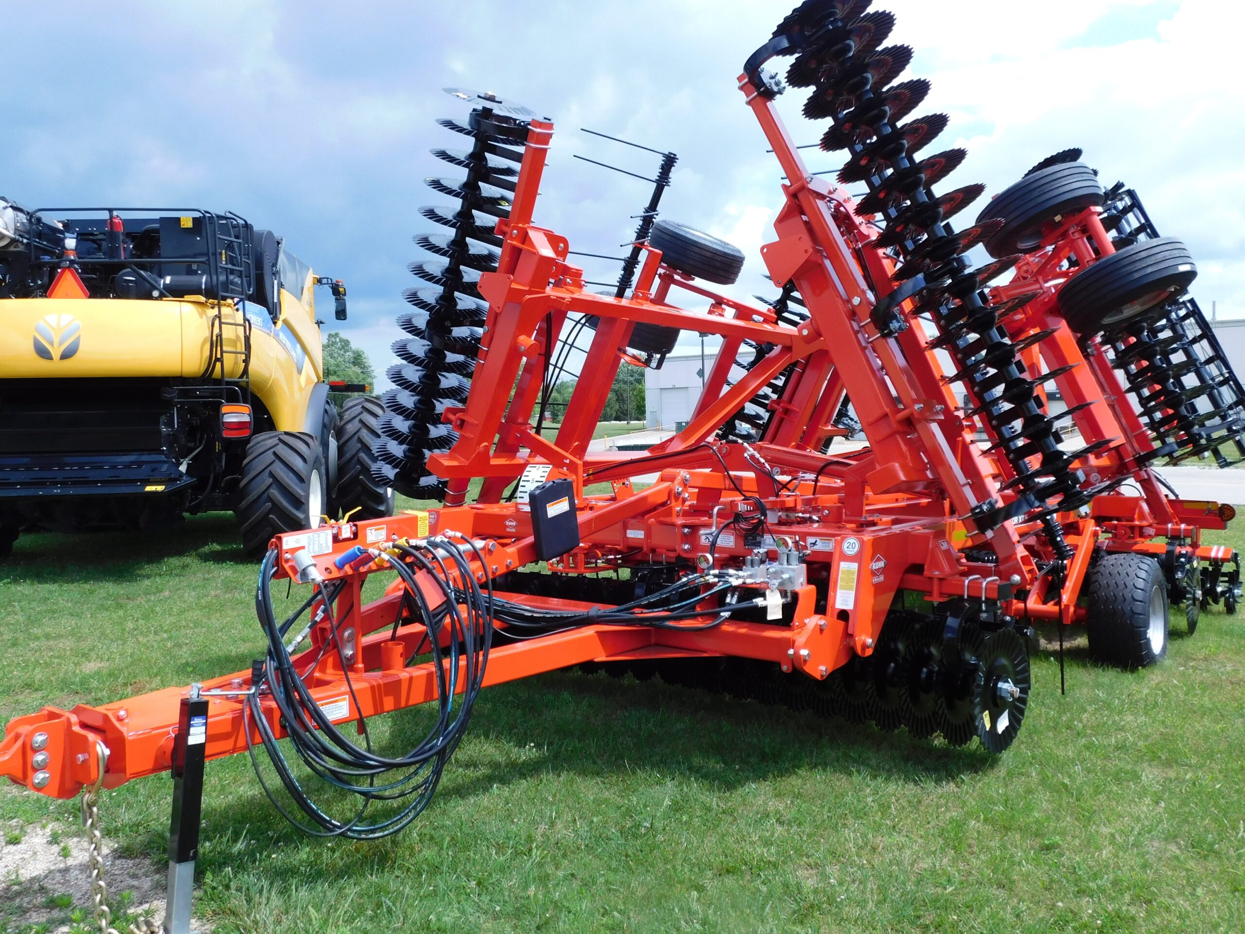 2023 Kuhn Krause 8010-30 Excelerator XT (KRB00711) - New Holland Rochester